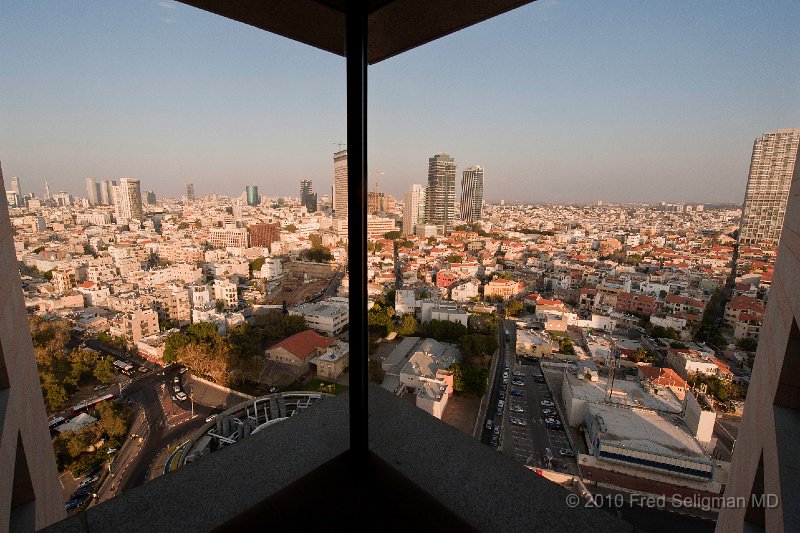 20100414_182125 D3.jpg - Tel-Aviv skyline (Looking SE) from David Intercontinental Hotel